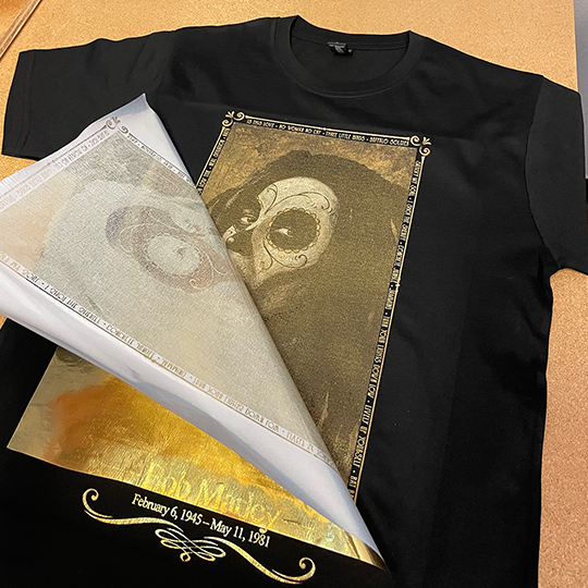 Step-by-Step Guide: How to Print Metallic Foil DTG Garments 1 IMG 2463@05x e1637371103434